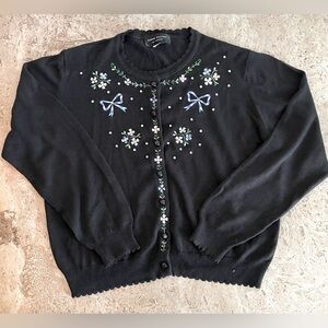 ANNE KLINE For Sadimara Vintage Embroidered Embellished Scalloped Neck Cardigan